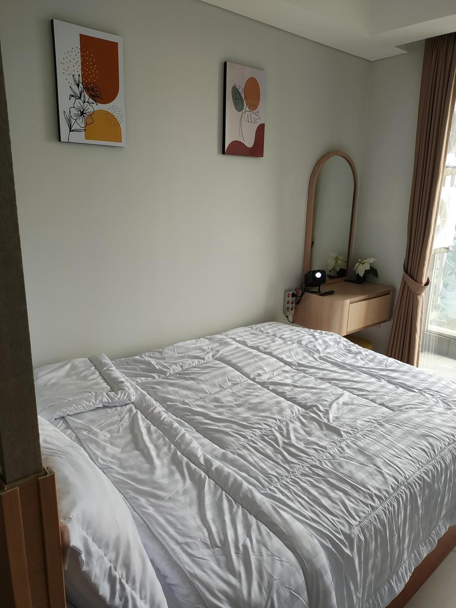 Gold Coast Pik Apartemen *